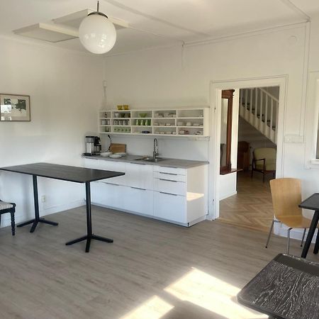 Gisebo Vingard Bed and Breakfast Huskvarna Εξωτερικό φωτογραφία